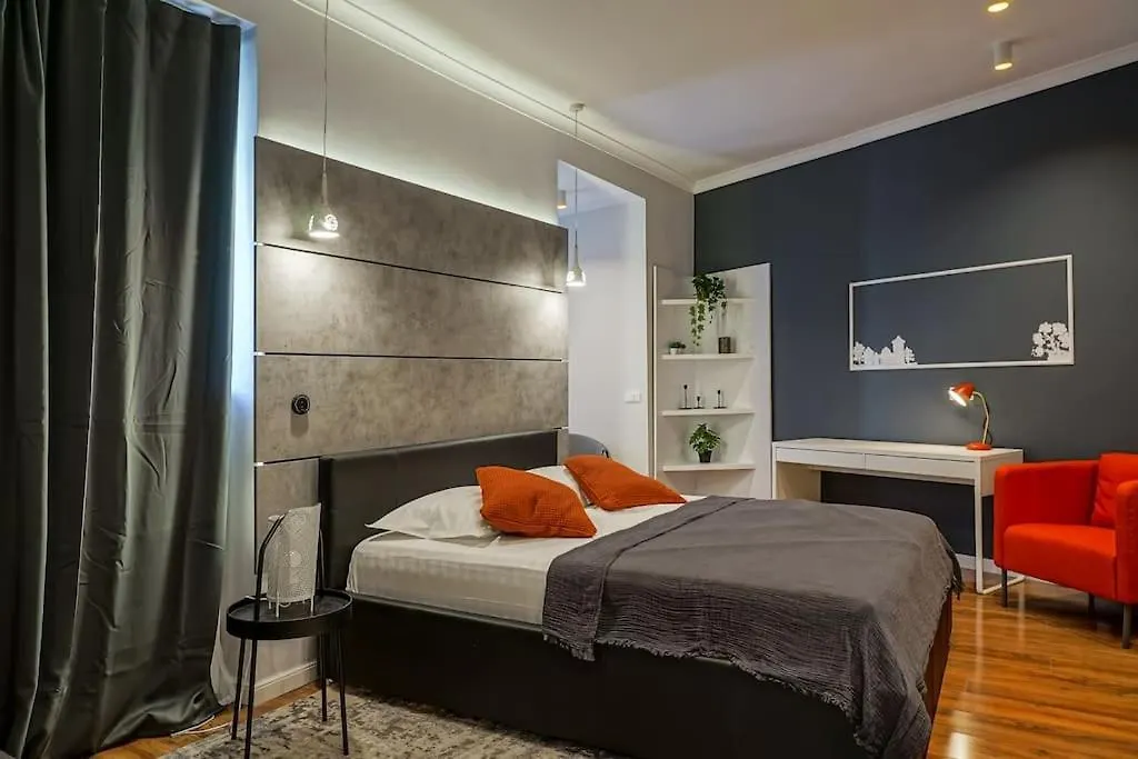 Chic 2Br Apartment - Ateneu - City Center Bucareste